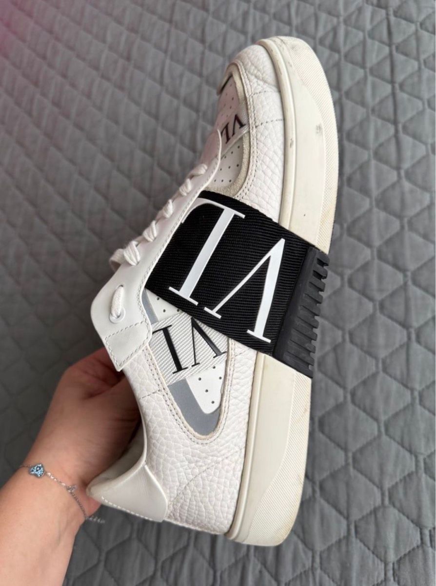 Scarpe da uomo: Valentino Garavani Sneakers – Usato da Dübendorf venduto da Srdan90 1
