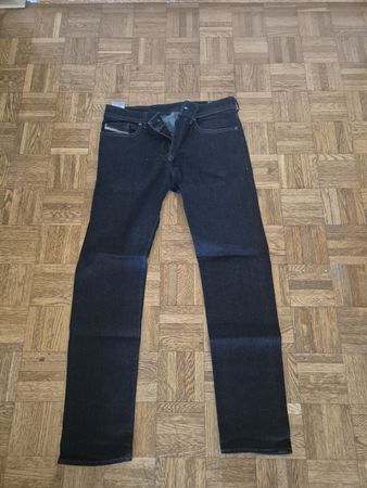 Diesel Buster - Jean slim homme - T.31/32 - Neuf!