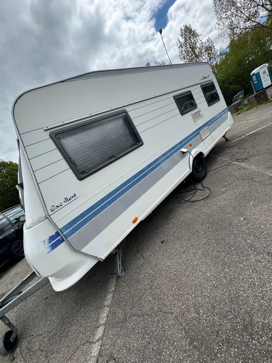 Hobby Camping Fahrzeuge: Hobby Wohnwagen Excellent 540 UL ab 1.- – Gebraucht aus Welschenrohr von qiaoling