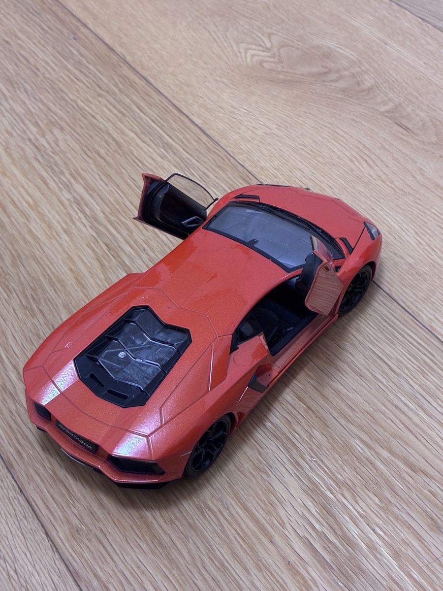 Lamborghini Modellini d'auto: Lamborghini Aventador LP700-4 1:24 – Usato da Montagnola venduto da ciain67 1