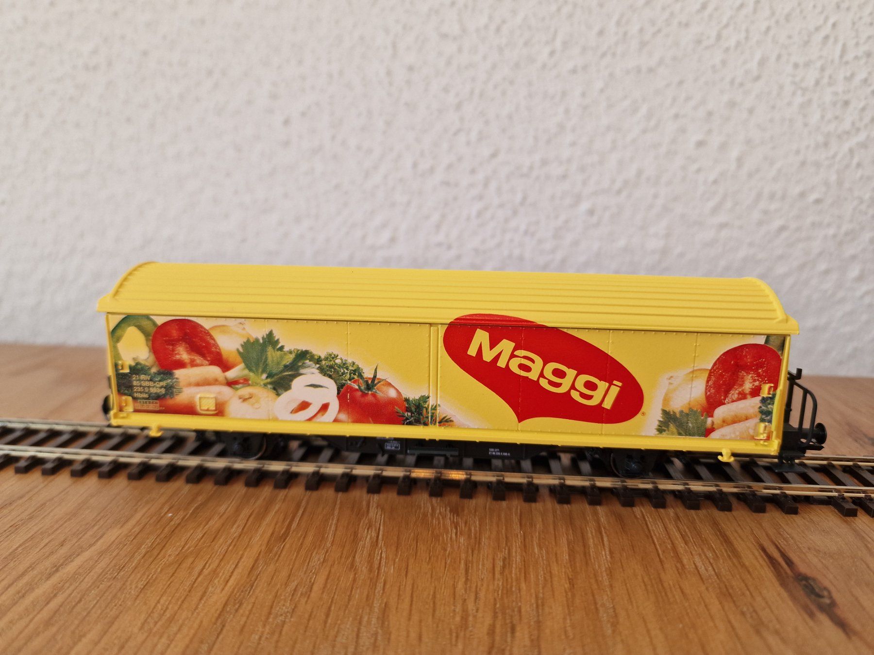 Märklin Modellini di ferrovie: SBB Maggi Güterwagen H0 – Usato da Matten b. Interlaken venduto da lor_hr9w 1