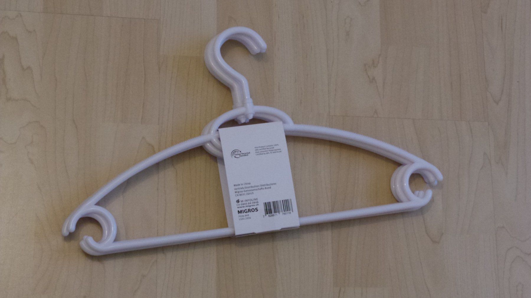 Migros Appendiabiti: 4 Kleiderbügel weiss – Nuovo (secondo la descrizione) da Flamatt venduto da Tattoo18 1