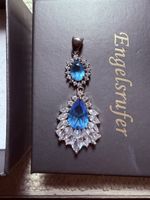 Pendentif élégant argentavec pierres bleues et blanc 