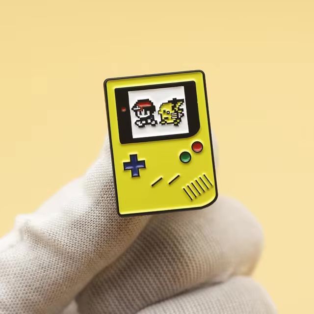 Pokémon Plaketten & Abzeichen: Pin’s GameBoy Pokémon – Neu und originalverpackt aus Genève von Resko 2