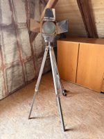 Hochwertige Retro-Stehlampe im Inustrial-Stil