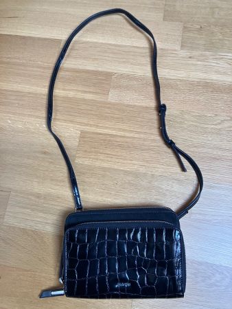 schwarze Tasche