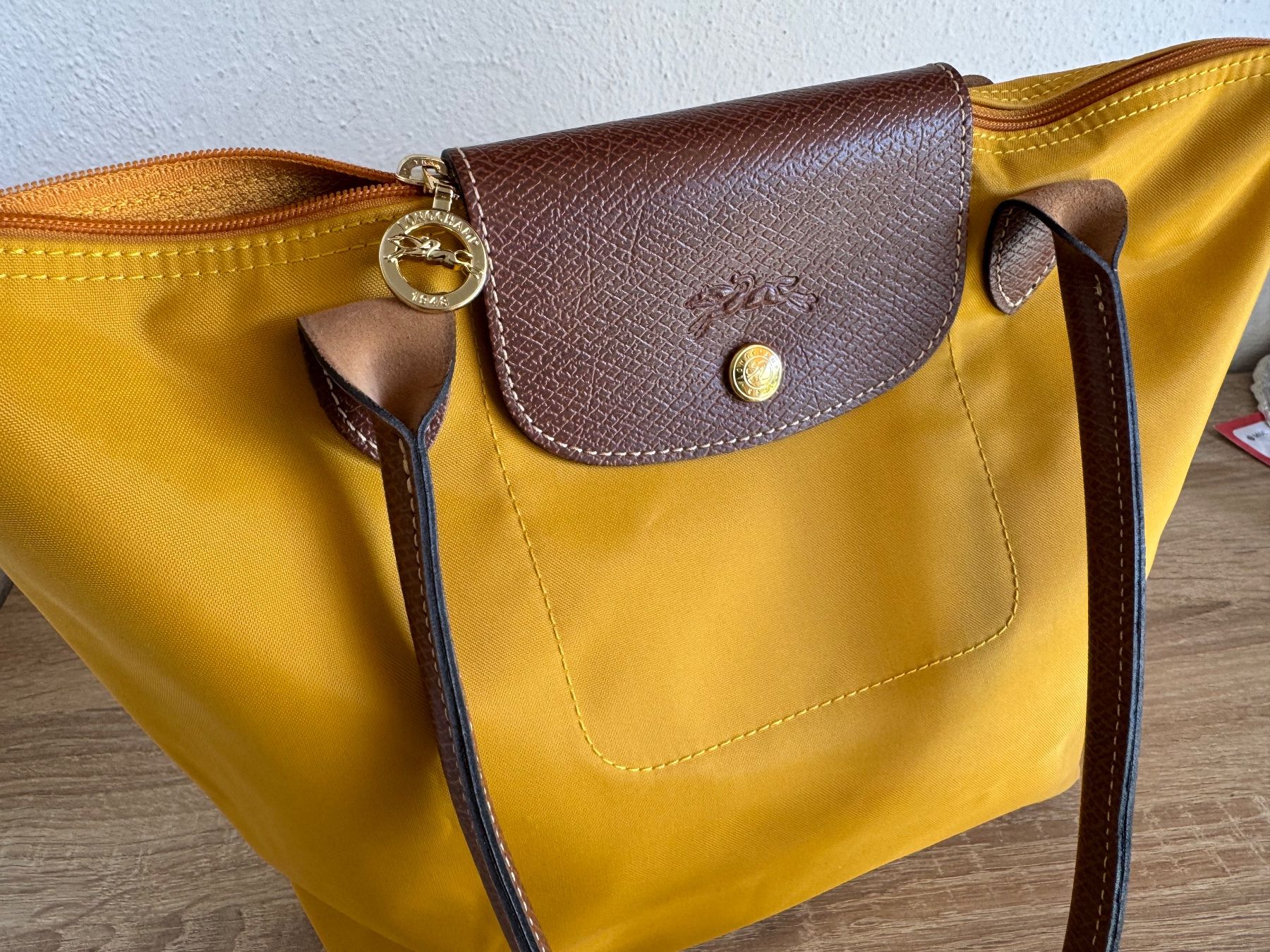 Longchamp Sacs femmes: Longchamp Pliage Gr S orange – D'occasion à frauenfeld par tia01 2