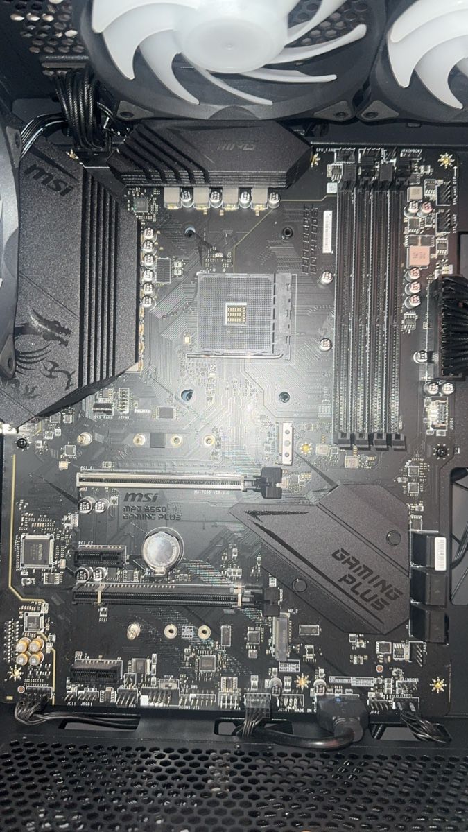Amd Cartes mère: Msi Mainboard b550 gaming plus am4 – Défectueux à Neuendorf par B.Bolliger 1