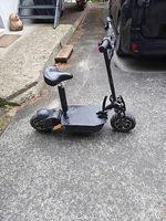 Trottinette électrique 2kW avec grosse batterie Lithium