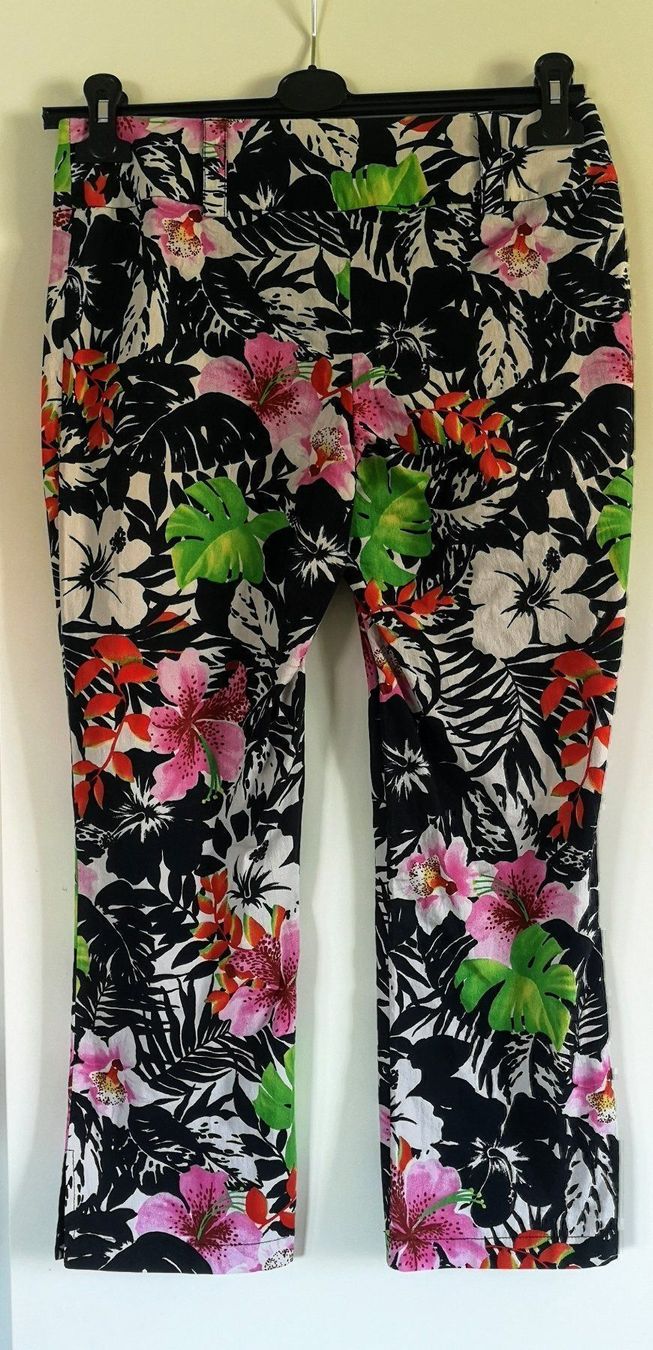 Hosen: Schöne bunte 3/4 Sommerhose – Neu (gemäss Beschreibung) aus Widnau von Schurlibua 2