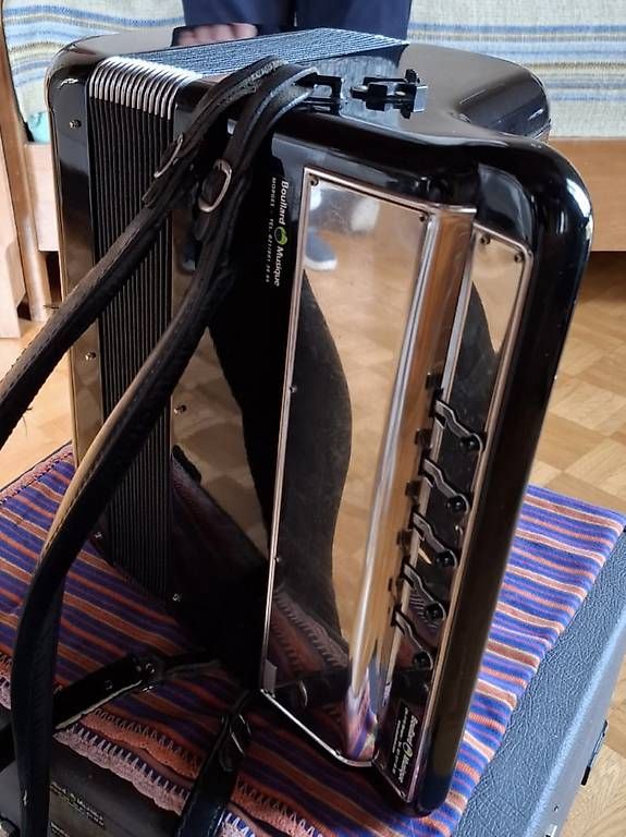 Musikinstrumente: Accordéon Cavagnolo Professionnel 8 compact Odyssée MDX – Gebraucht aus Yverdon-les-Bains von Seb2320 4