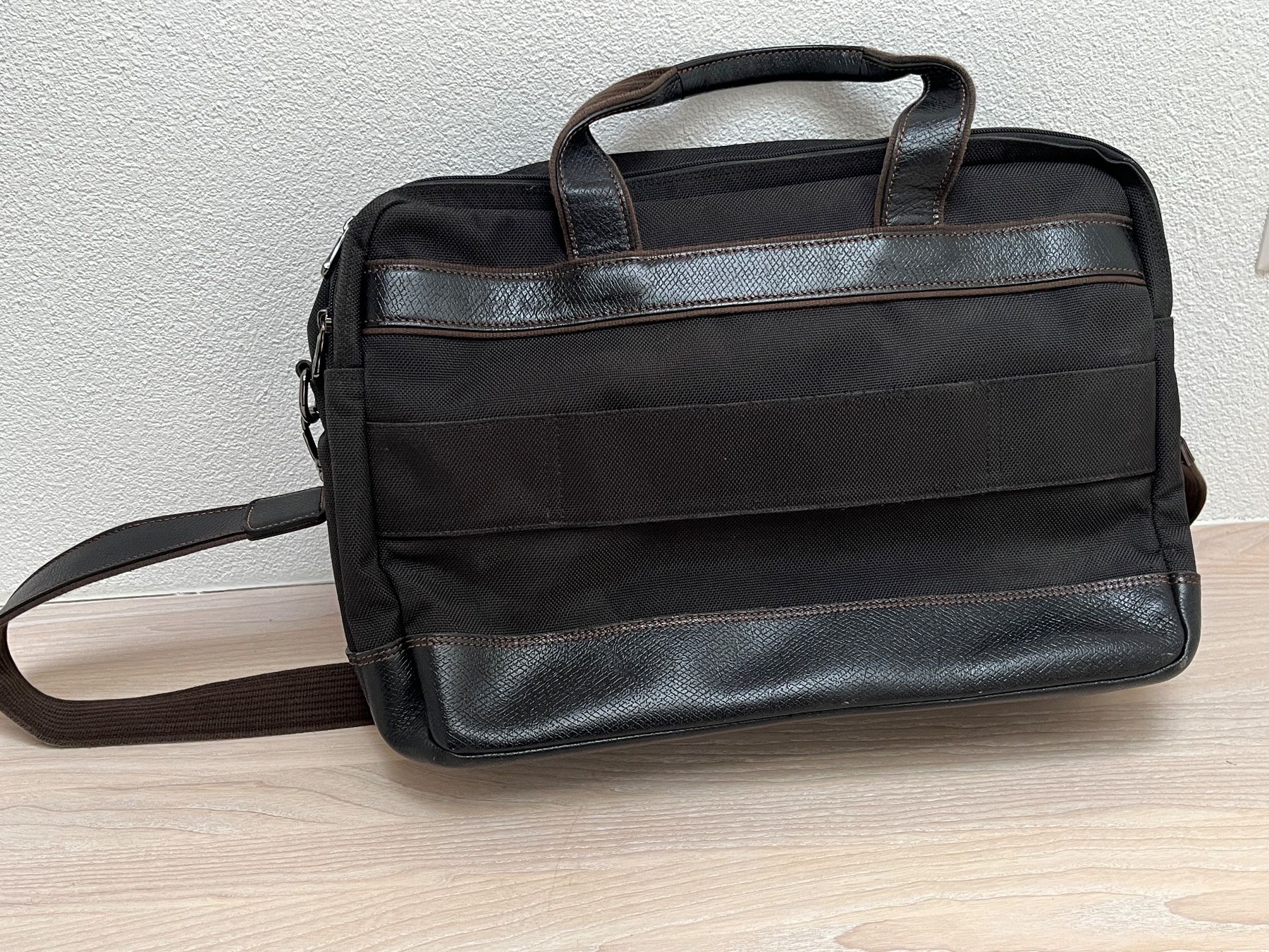 Longchamp Valigie & Borse: LONGCHAMP Paris Aktentasche L Boxford Canvas – Usato da Humlikon venduto da snowpeak101 2