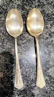 2 Kaffee/Dessertlöffel versilbert 90