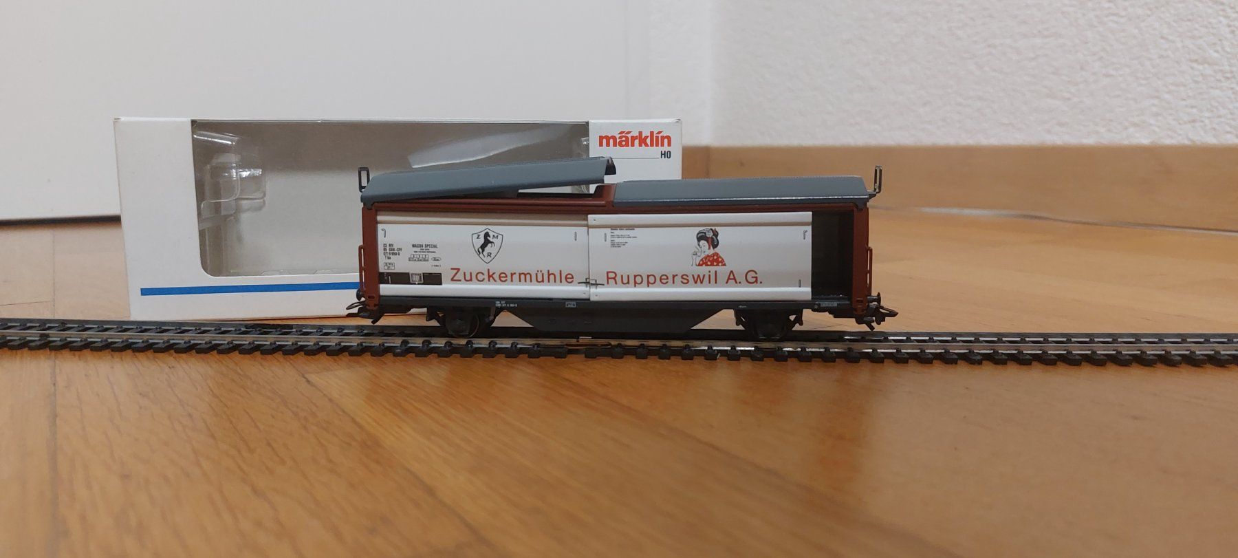 Märklin Trains électriques: H0 Märklin 4833 Schiebedachwagen – D'occasion à Steffisburg par losti33