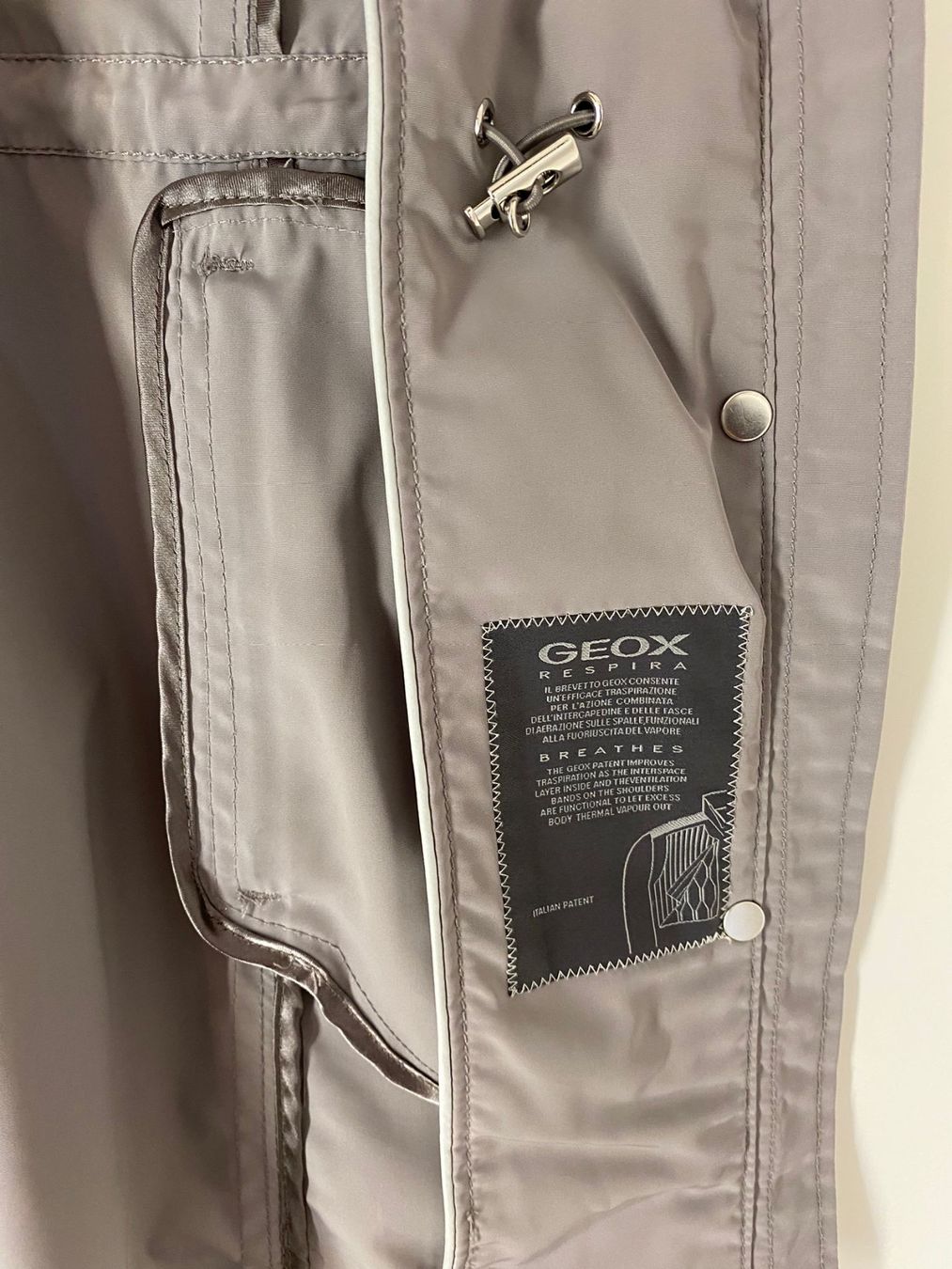 Geox Giacche: Geox Damenjacke Gr. 36 – Nuovo (secondo la descrizione) da Frauenfeld venduto da LIL_NA 3