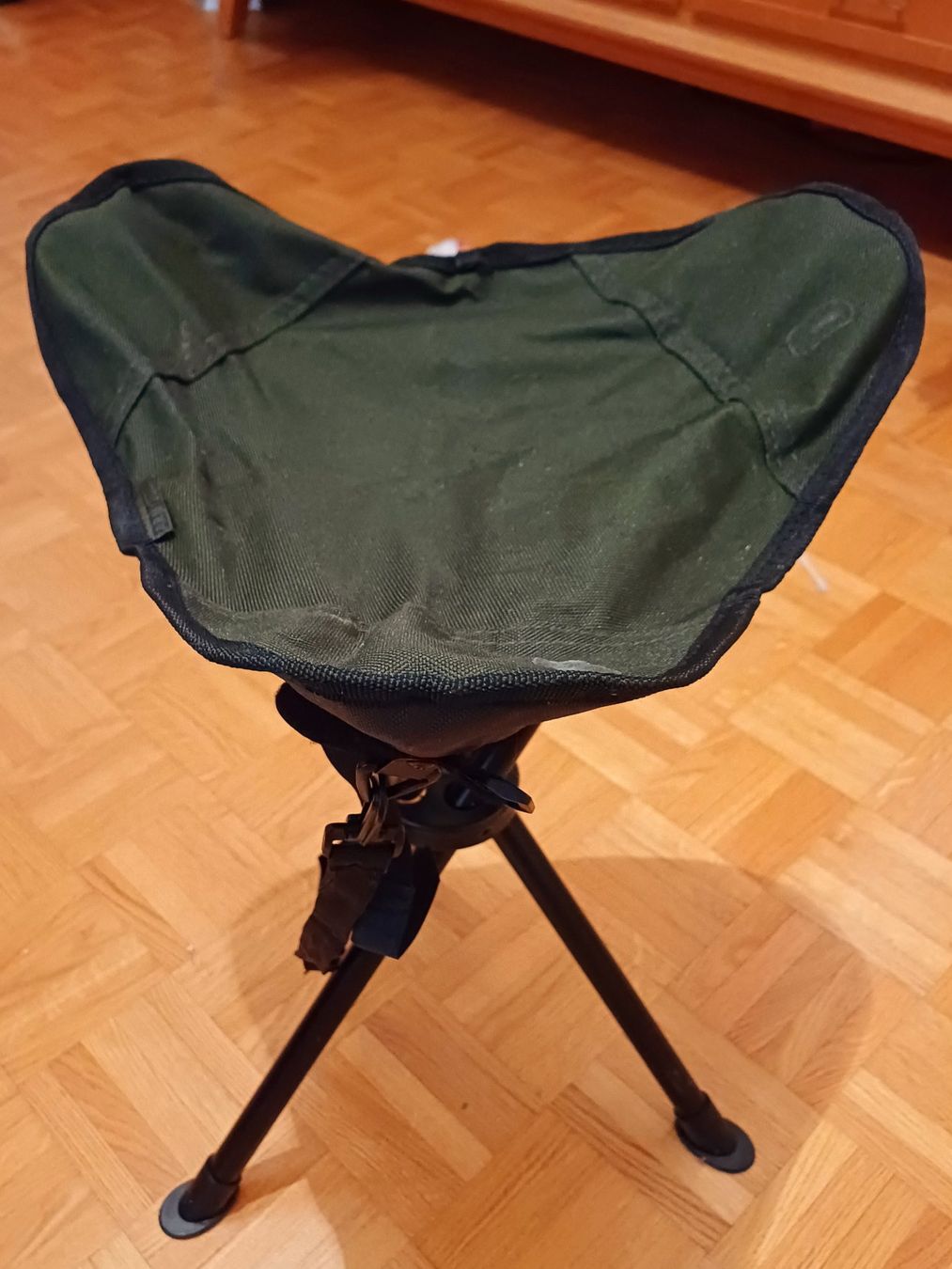 Sgabelli: Military 3 Beinhocker neu – Nuovo (secondo la descrizione) da Kloten venduto da Juanita3