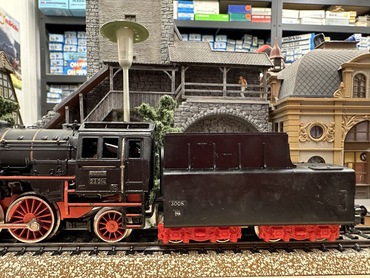 Märklin Modellini di ferrovie: Märklin 3005 DB BR 24 – Usato da Lupsingen venduto da New-Haven 1