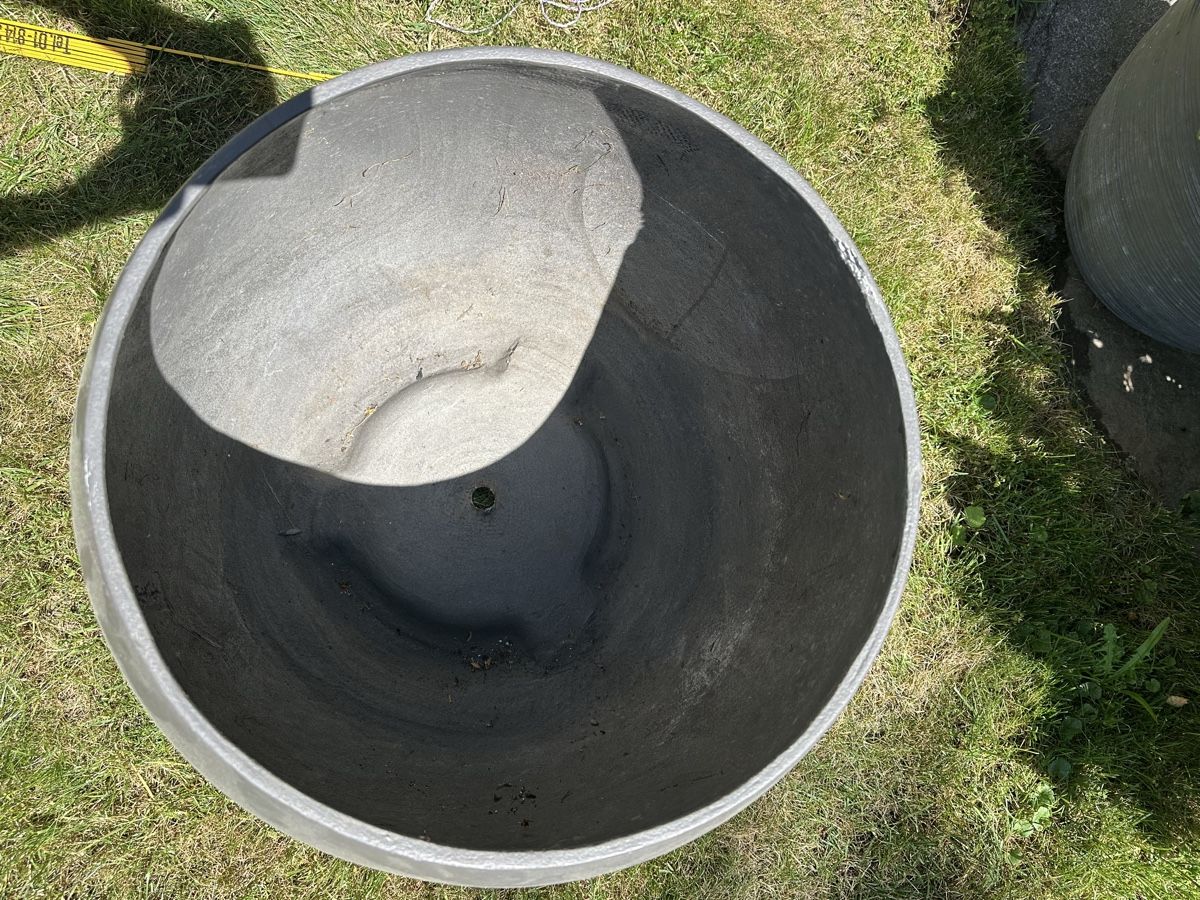 Vasi per fiori: Blumentopf Swisspearl Sumo – Nuovo (secondo la descrizione) da Uster venduto da mos_8klm 1