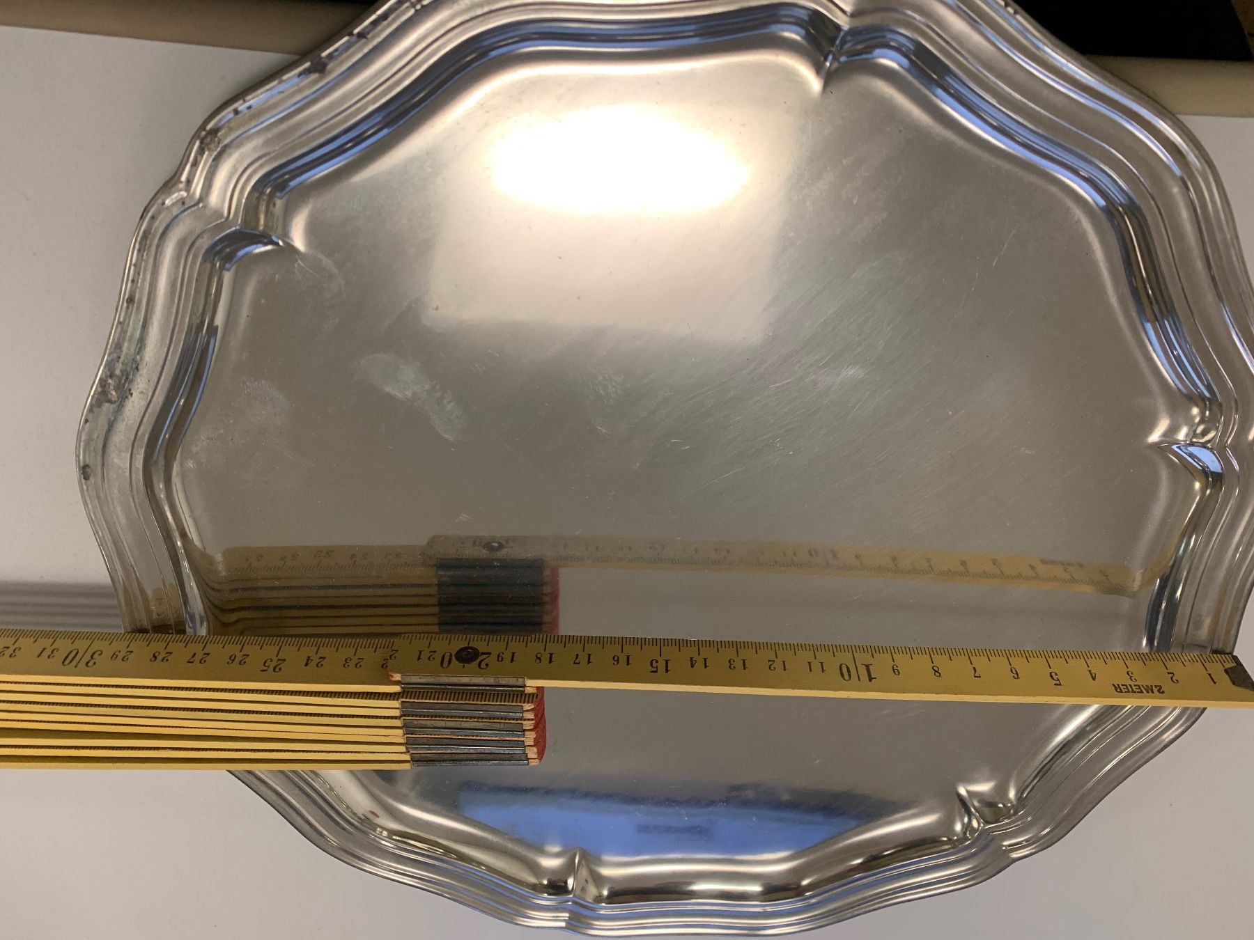 Piatti di portata: Servierplatte Baehler Etain Fin 95% /  900 gramm – Usato da Aarburg venduto da Ricardolager