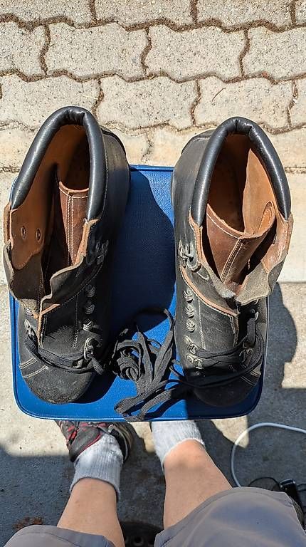 Herrenschuhe: Lederschuhe 43/44 – Gebraucht aus Steinen von paulo14 3