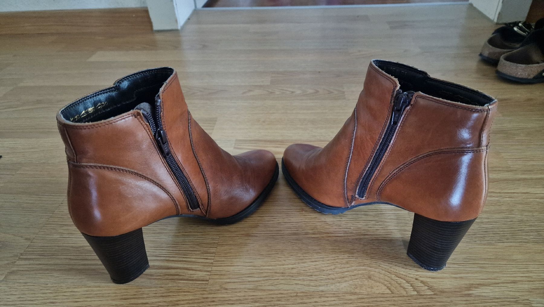 Damenschuhe: Stiefel – Gebraucht aus Wil SG von ral_dgc2 1