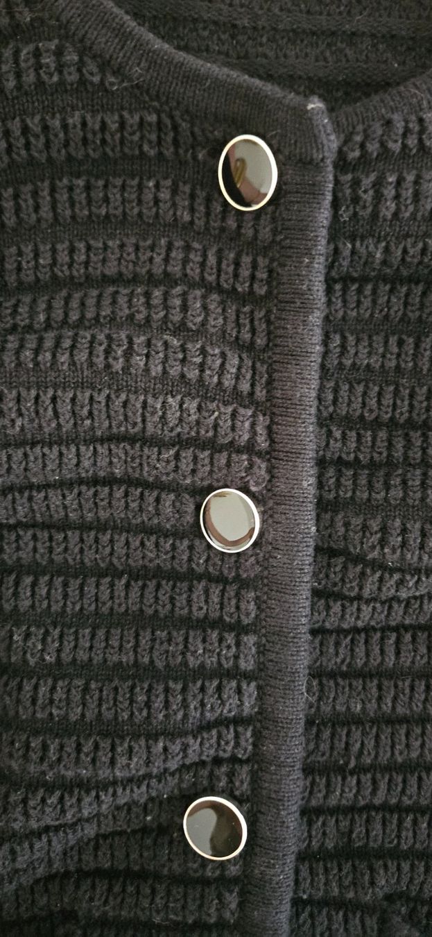 Only Gilet & Giacche senza maniche: Jacket noire – Usato da Vétroz venduto da MargauxLDG 2