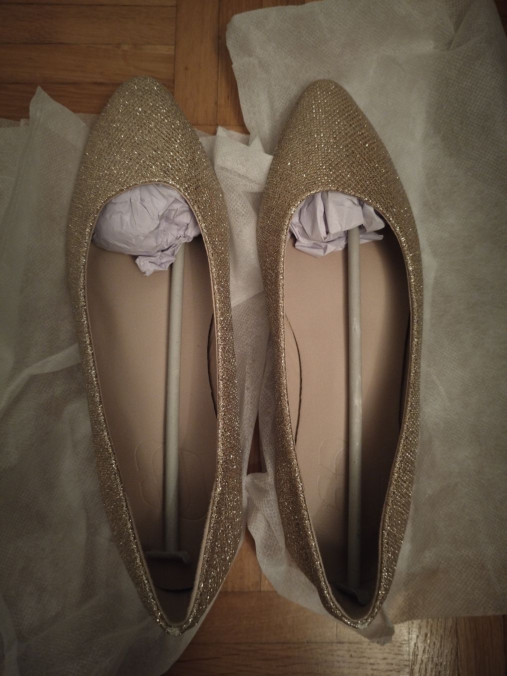 Scarpe da donna: Gold Ballerina Schuhe – Nuovo e nell'imballaggio originale da Zürich venduto da ila_9pnk