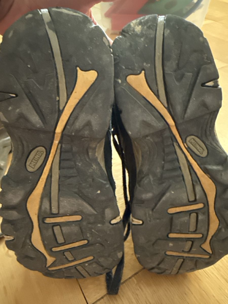Meindl Chaussures garçon: Meindl Wanderschuhe Grösse 31 – D'occasion à Zürich par cinnamonis 3