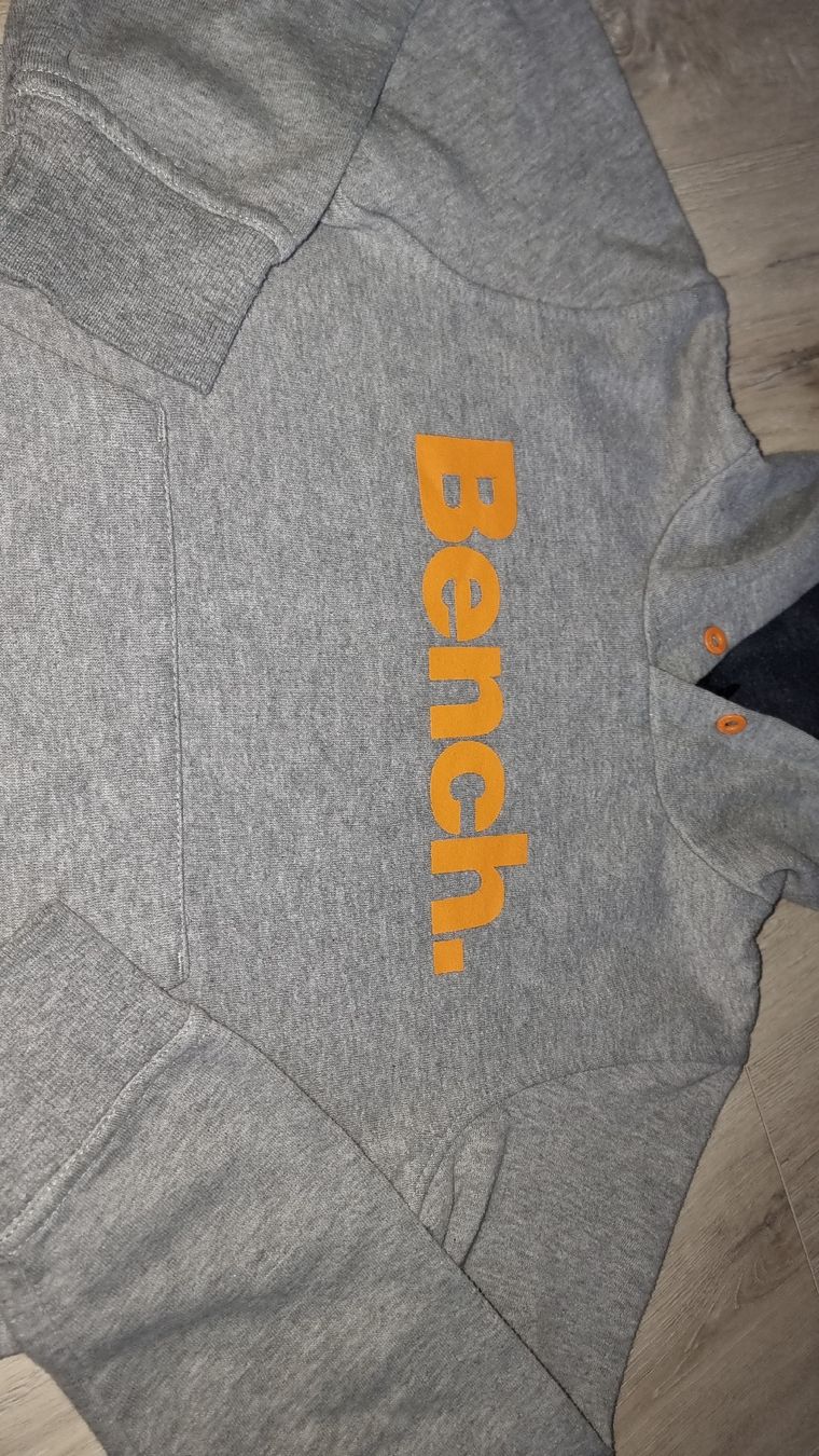 Bench Pulls & Sweat-shirts: Bench Kapuzen pullover – D'occasion à Wigoltingen par Zuckerfee84 1