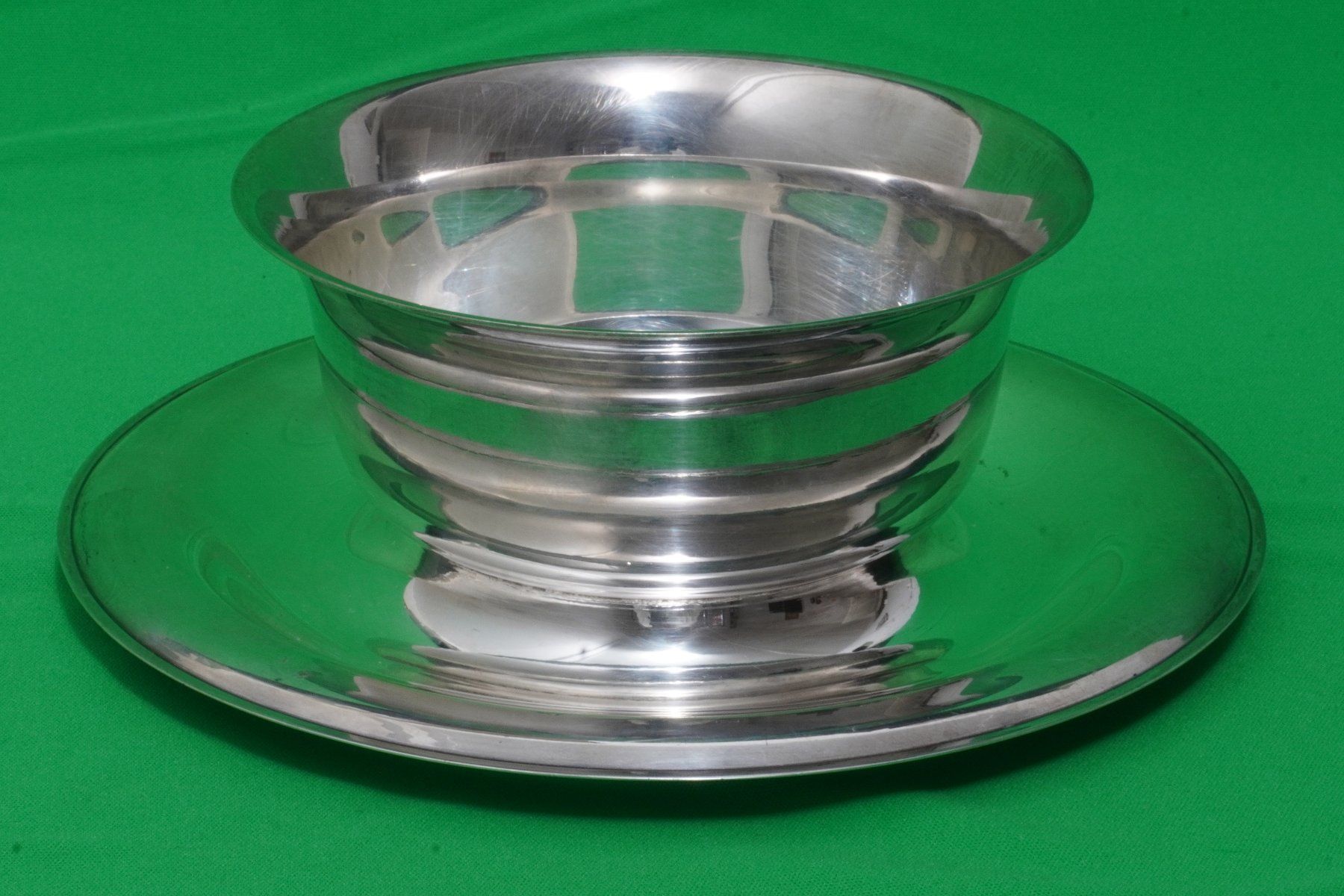 Ciotole: Elegante Saucenschüssel Saucière versilbert – Usato da St. Gallen venduto da fabreto 1