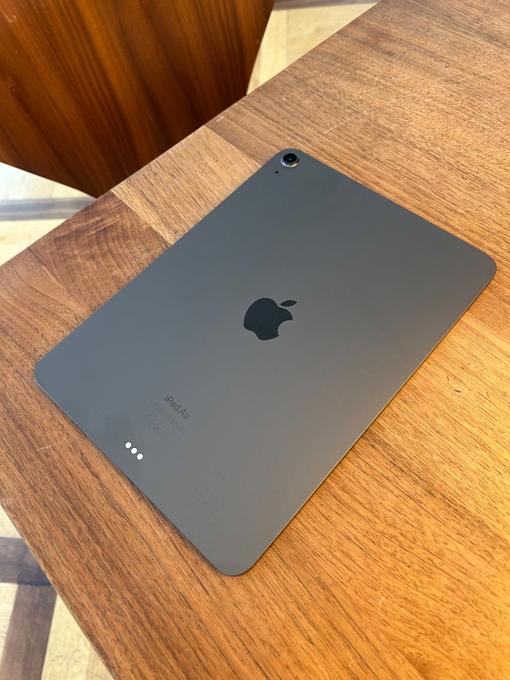Apple Tablet PC: iPad Air 5. Generation (2022) 11 – Usato da Zürich venduto da clr768kp 1