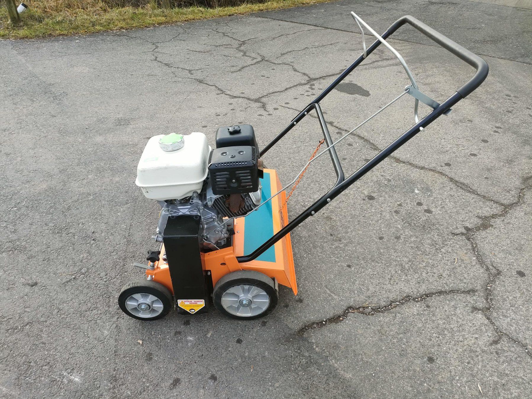Attrezzi per la lavorazione del suolo: Eliet Vertikutierer E750 LM – Usato da Wädenswil venduto da Kleinerland 5