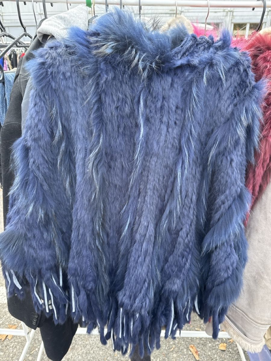 Sonstige Damenmode: Poncho  – Neu (gemäss Beschreibung) aus Veytaux von sevmontreux 2