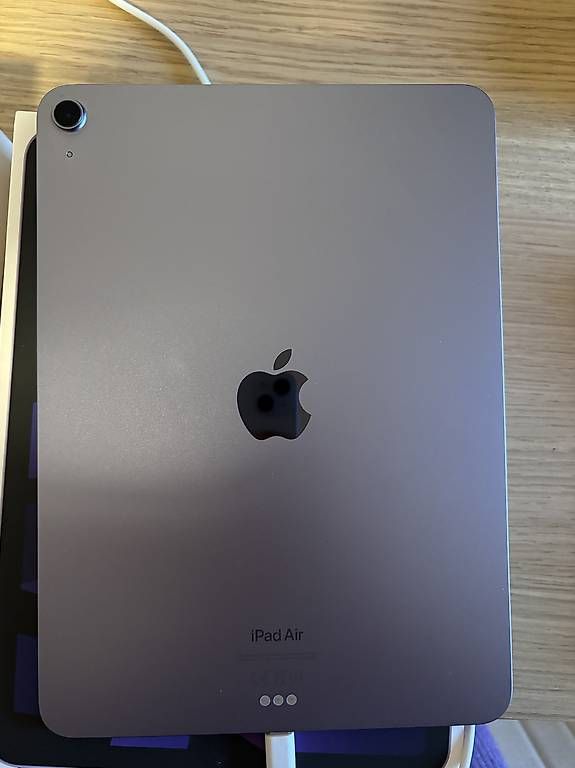 Tablet PC: iPad Air 5th gen 64 GB – Usato da Martigny venduto da ste_xq2y 1