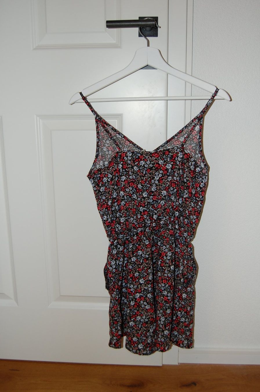 H&M Jumpsuits: Kurzer Jumpsuit – Neu (gemäss Beschreibung) aus Titterten von fra_v27g 1