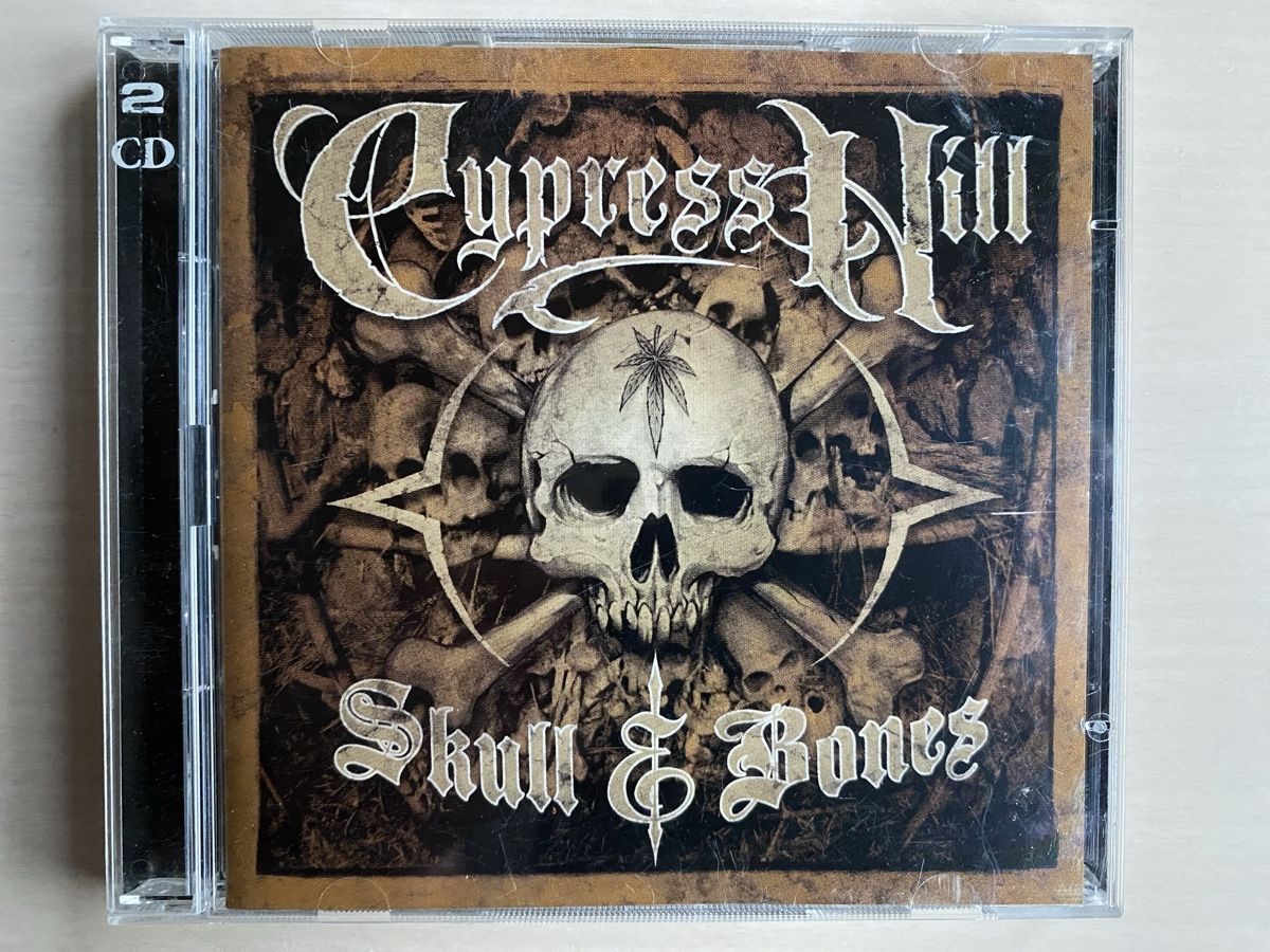 CD: Cypress Hill - Skull & Bones (2CD) Limitierte Edition – Usato da Oberried Brienz venduto da Chyara