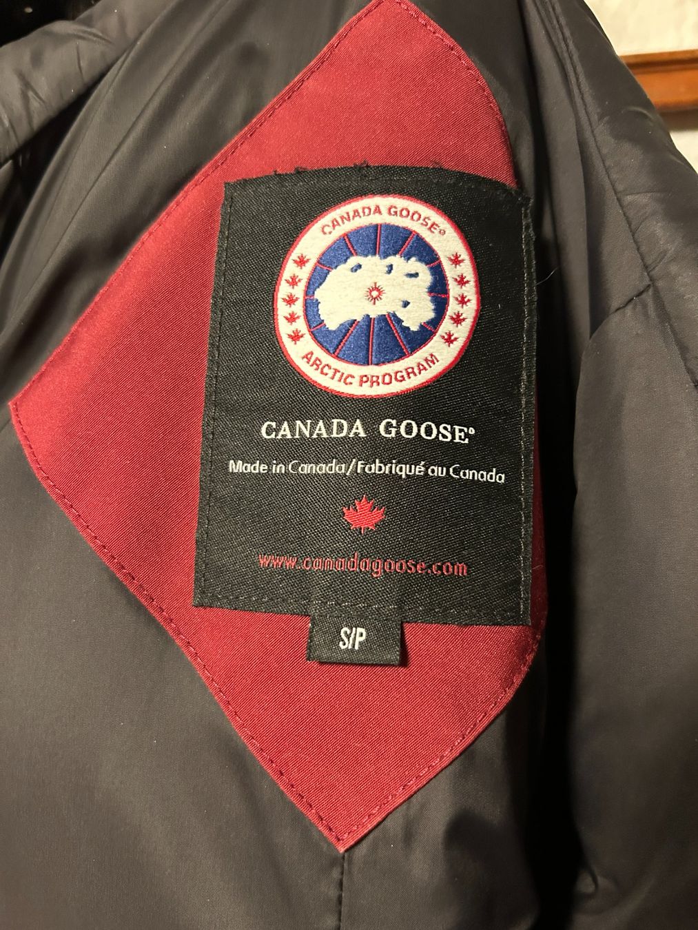 Canada Goose Cappotti: Canada Goose Winterparka Damen Grösse SP – Usato da Bern venduto da ewi21 6