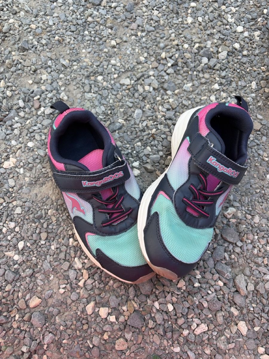 Scarpe per ragazze: KangaRoos Turnschuh 35 – Usato da Au ZH venduto da schneebi88