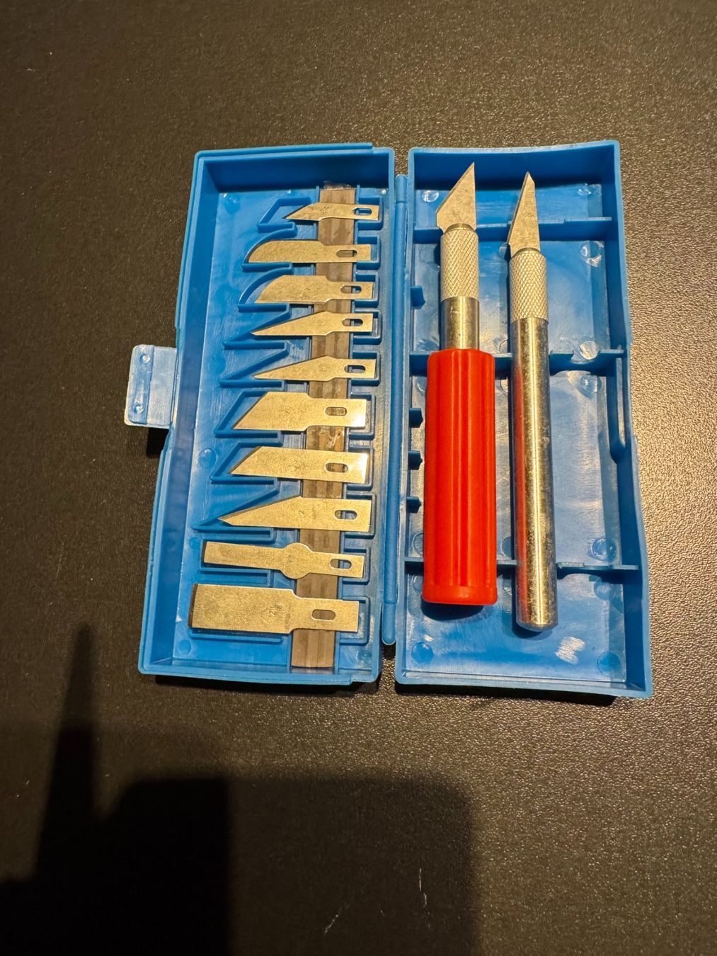 Coltelli: Set de couteaux de précision avec lames – Usato da Tatroz venduto da DanielCut