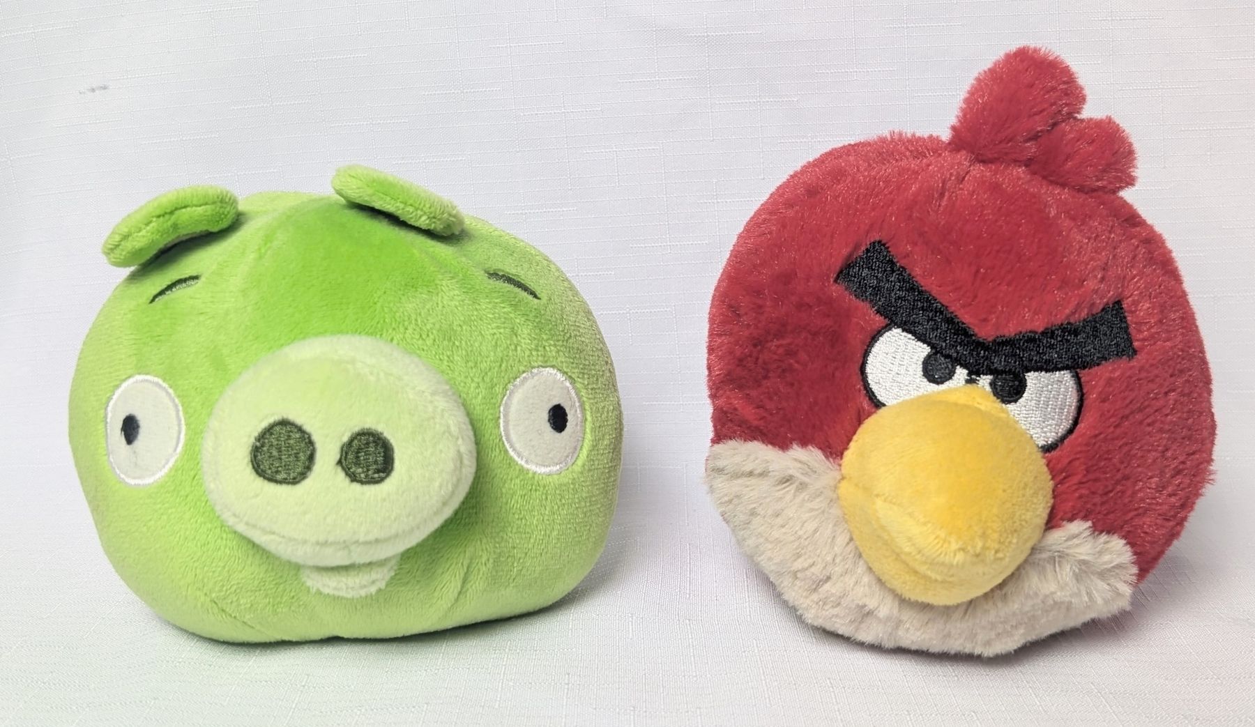 Spielzeuge: 2er Set - Angry Birds - Stofftier - Plüsch Figur – Neu (gemäss Beschreibung) aus Wängi von ABIZONE-86
