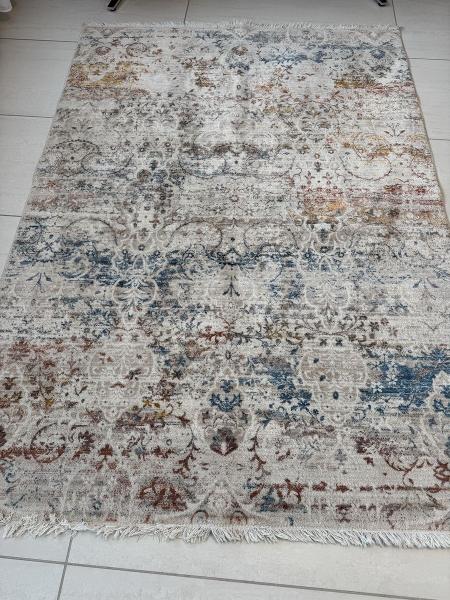 Tappeti: Schöner Teppich 134x 190cm  – Usato da Oftringen venduto da Makeq 1