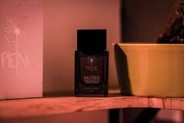 Sacred Smoke, Piené (decants / Abfüllung 1, 2, 5 und 10ml)