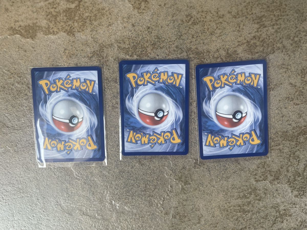 Pokémon Carte collezionabili: 3 pikachu 30 years – Nuovo (secondo la descrizione) da Daillon venduto da Swisscards-shop 1