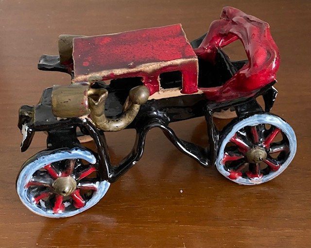 Carrozze: Keramik-Auto Oldtimer in den Farben rot/schwarz – Difettoso da Zürich venduto da kaegret 1