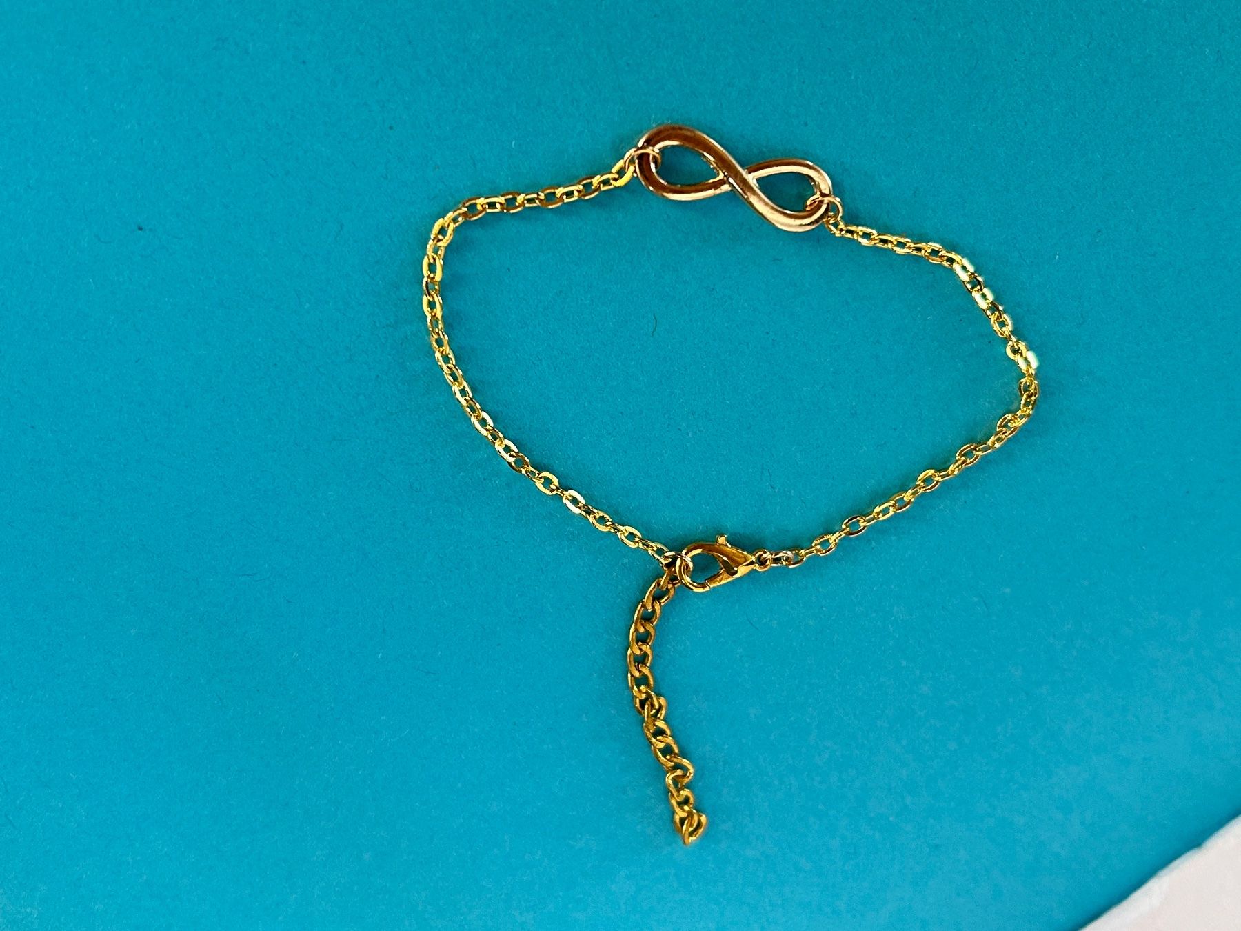 Bracciali & Braccialetti: Armband Eternity goldfarben – Nuovo e nell'imballaggio originale da Laufen venduto da Bellavitaboom 4