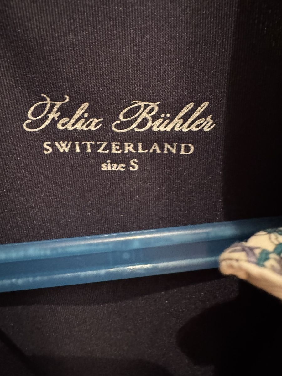 Felix Bühler T-shirt: Felix Bühler Turnier Reitshirt, dunkelblau, Grösse S – Usato da Werdenberg venduto da Tasai10 1