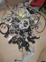 diverse Kabel und Netzteile gebraucht