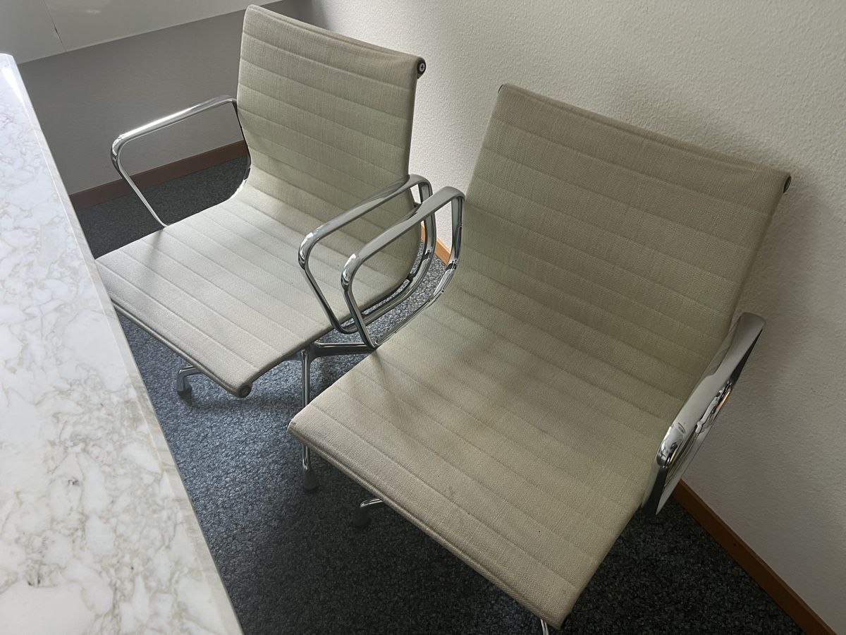 Vitra Sedie: Vitra EA 107 // 4 Stühle – Usato da Oberrieden venduto da wisnight 1