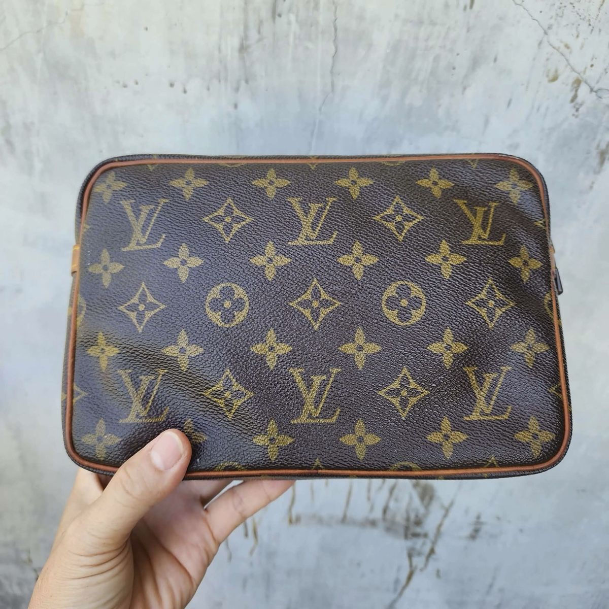 Louis Vuitton Taschen: Louis Vuitton Compiegne 23 cm vintage  – Gebraucht aus Widnau von Pukpan_99 1
