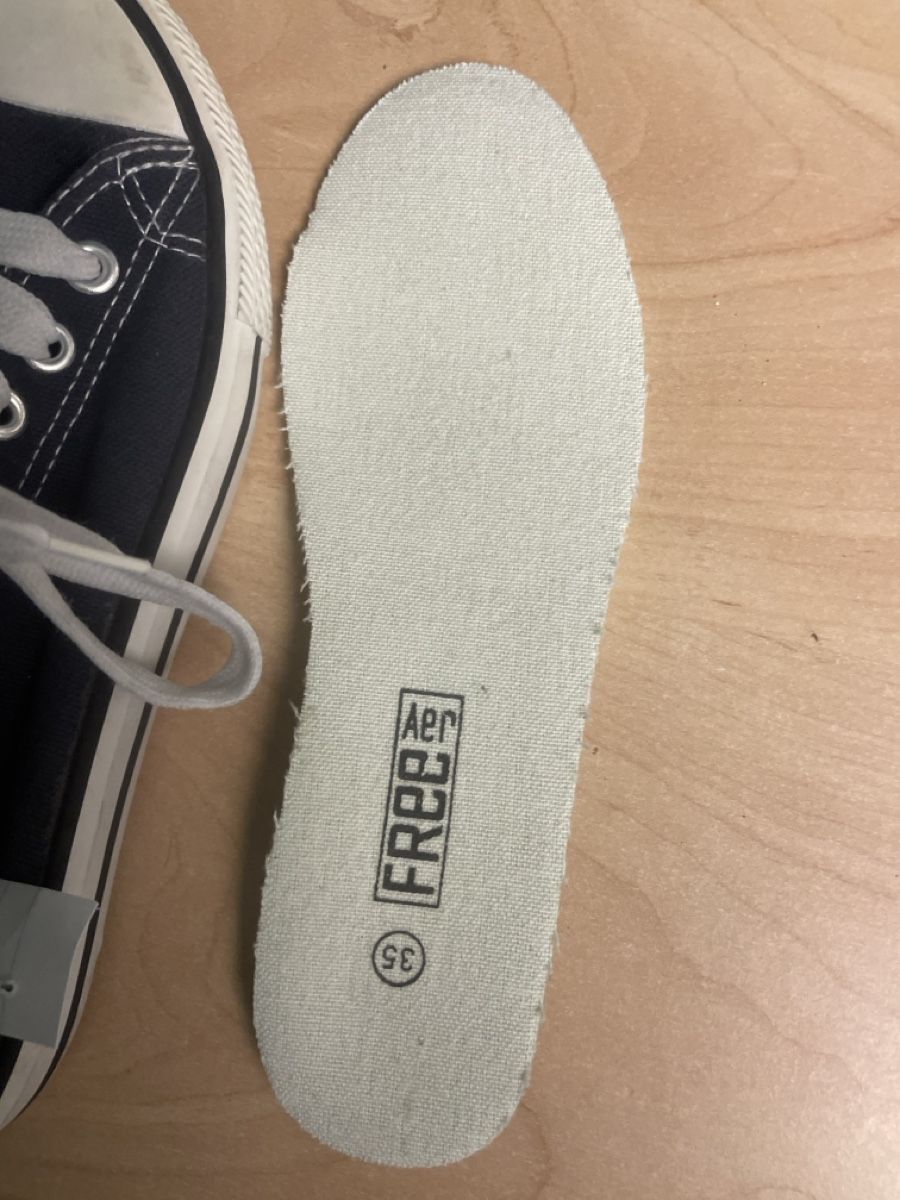 Scarpe per ragazzi: Sneakers dunkelblau Gr. 35 Neu – Nuovo e nell'imballaggio originale da Obergerlafingen venduto da cabo4 3